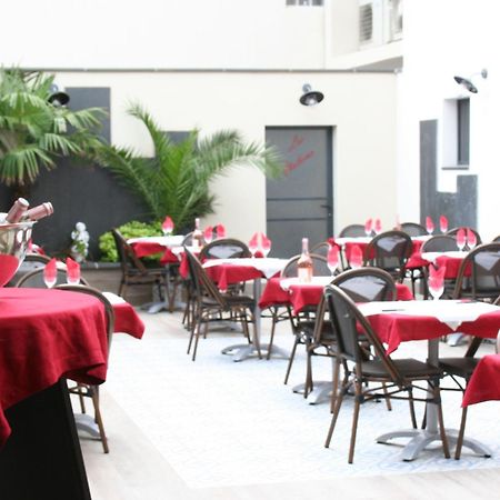 Hotel Les Italiens Biscarrosse Exteriör bild